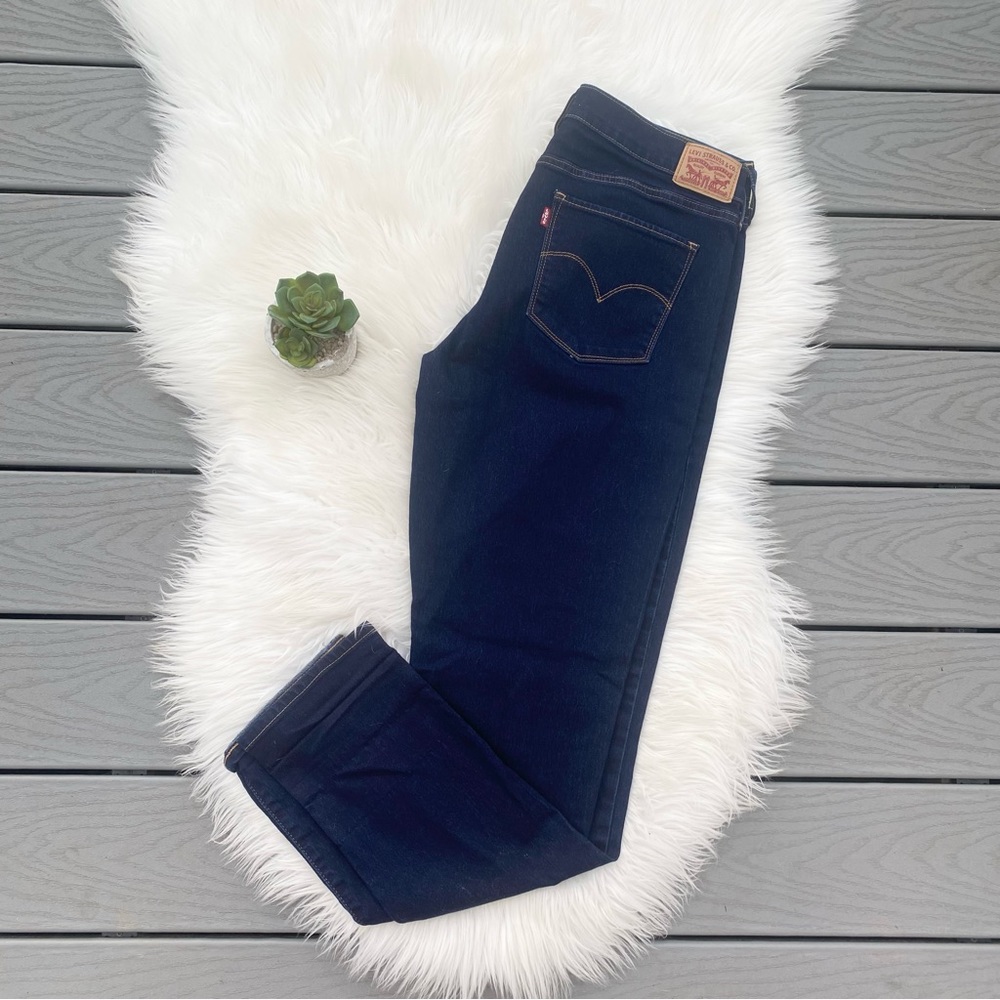 Levi’s Dark Wash Skinny Jeans